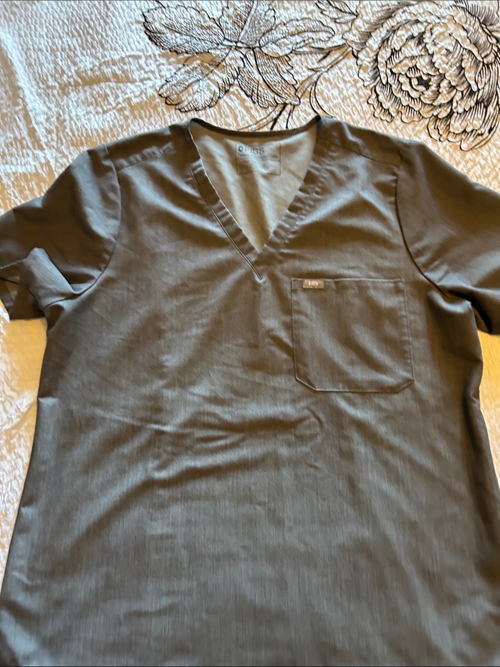 FIGS XXL Grey Technical scrub top.